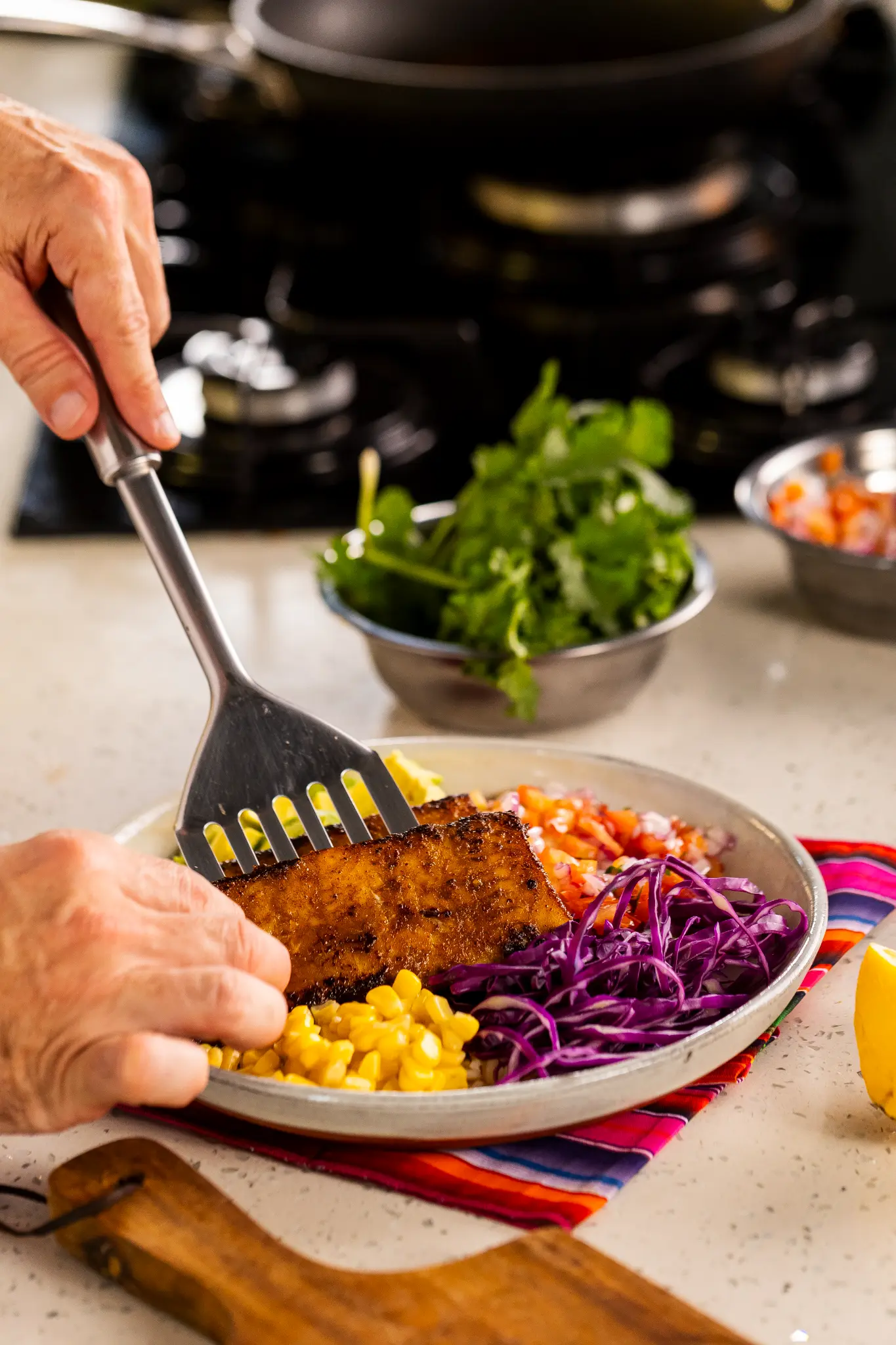 Garantia de abastecimento contínuo e volume para justificar um processo de homologação de novas espécies são entraves que precisam ser superados para as redes de food service variarem seu cardápio